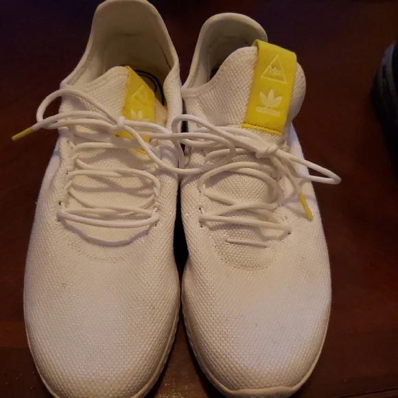 Adidas Men's White Sneakers with Yellow Accents - Picture 1 of 8
